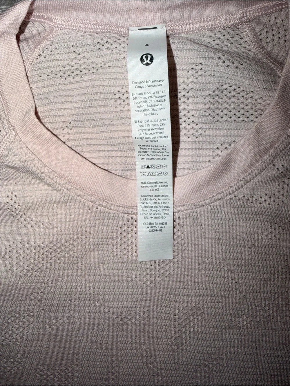Lululemon Swiftly Tech Short Sleeve Paisley  hip length Light Pink Tee size 4